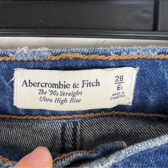 Abercrombie The 90s Straight Jeans Dark Wash Size 28 / 6 - Picture 5 of 7